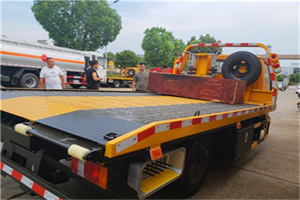 永城附近拖车电话号码服务